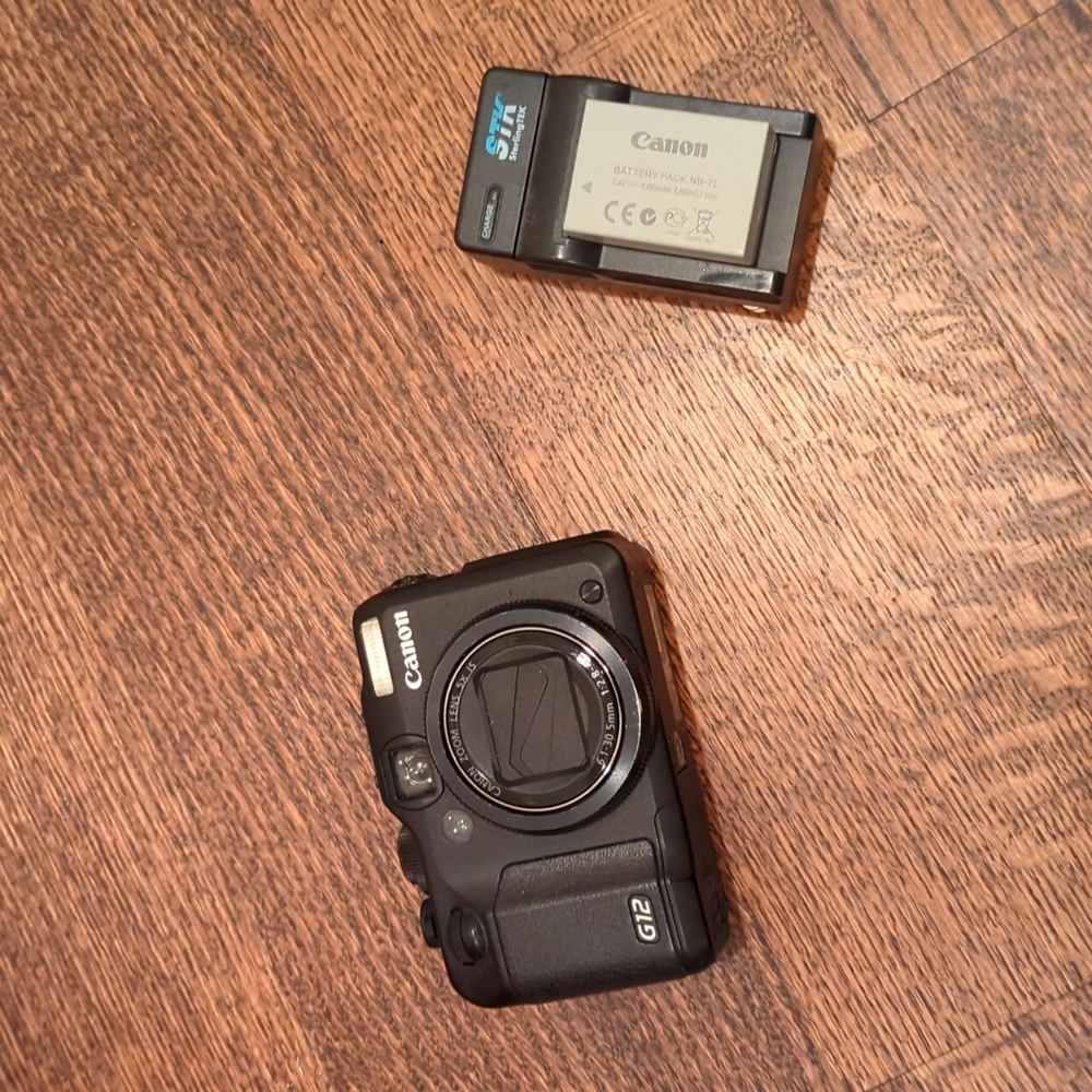 Canon G12 Camera